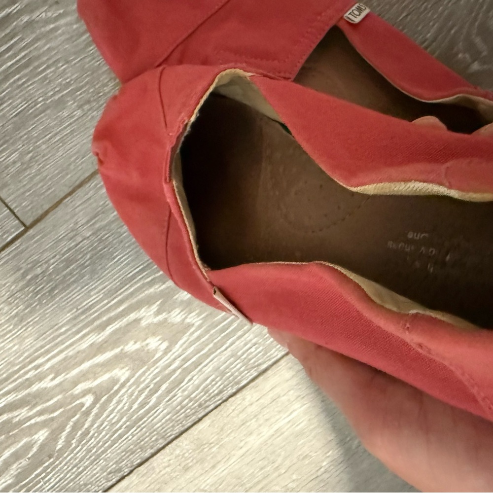 TOMS Vibrant Coral Canvas Slip-Ons - Picture 5 of 6